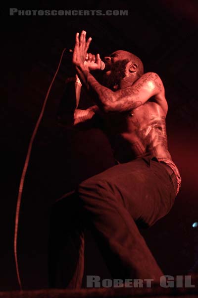 DEATH GRIPS - 2012-11-03 - PARIS - Grande Halle de La Villette - 